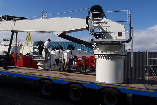 tms-marine-crane-1-transport