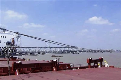 Struktur Pemuat Kendiri Jenis Ravity